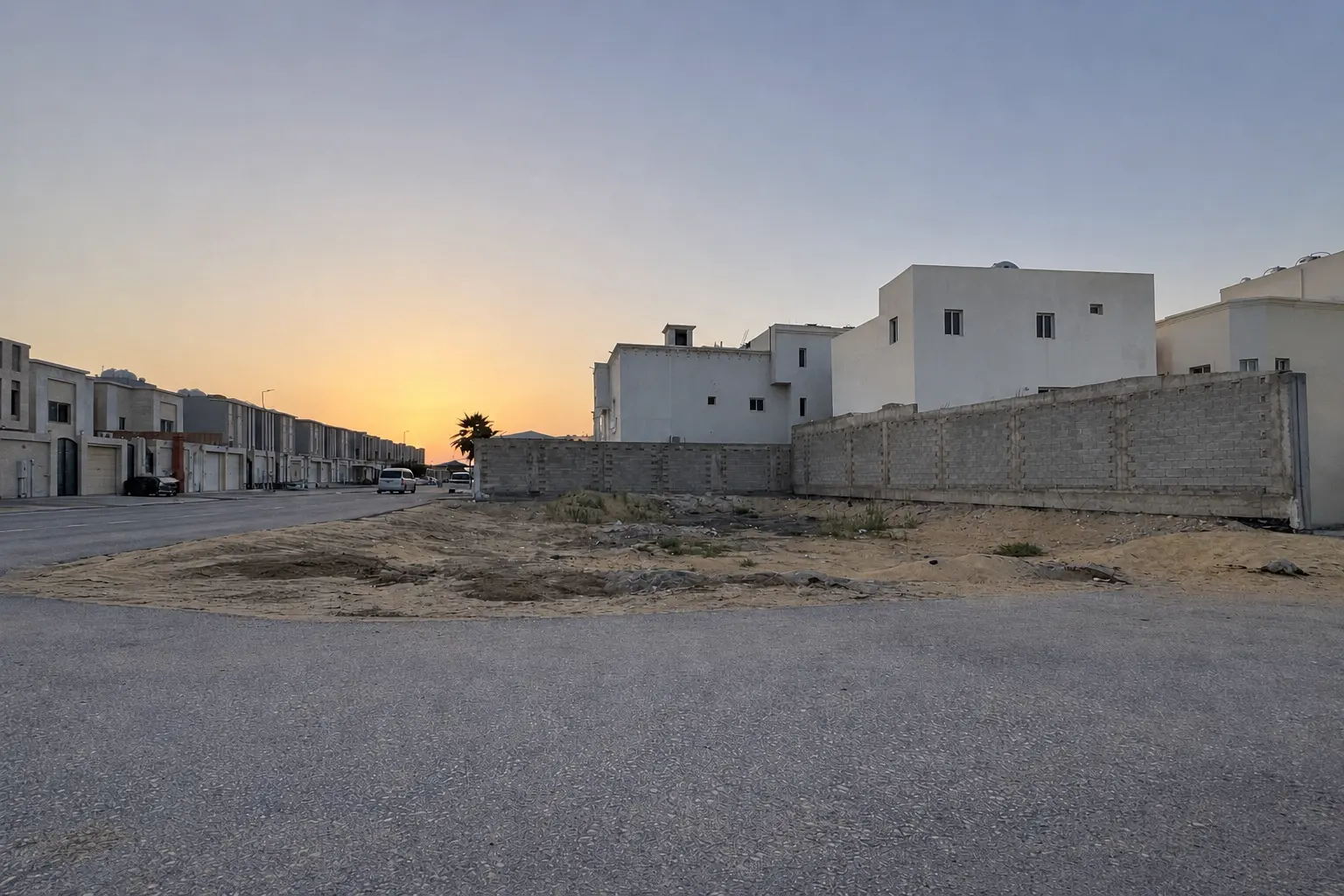 أرض سكنية في حي الأمواج – مخطط الرمال